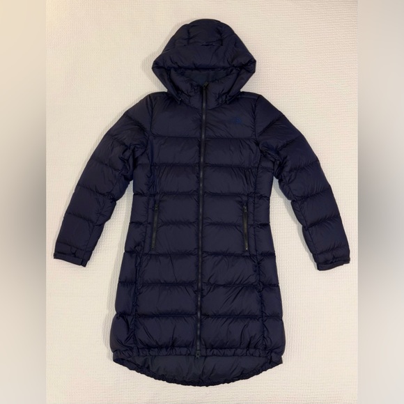 The North Face Metropolis Parka III Puffer Coat in Navy Blue – Small EUC - Picture 2 of 16